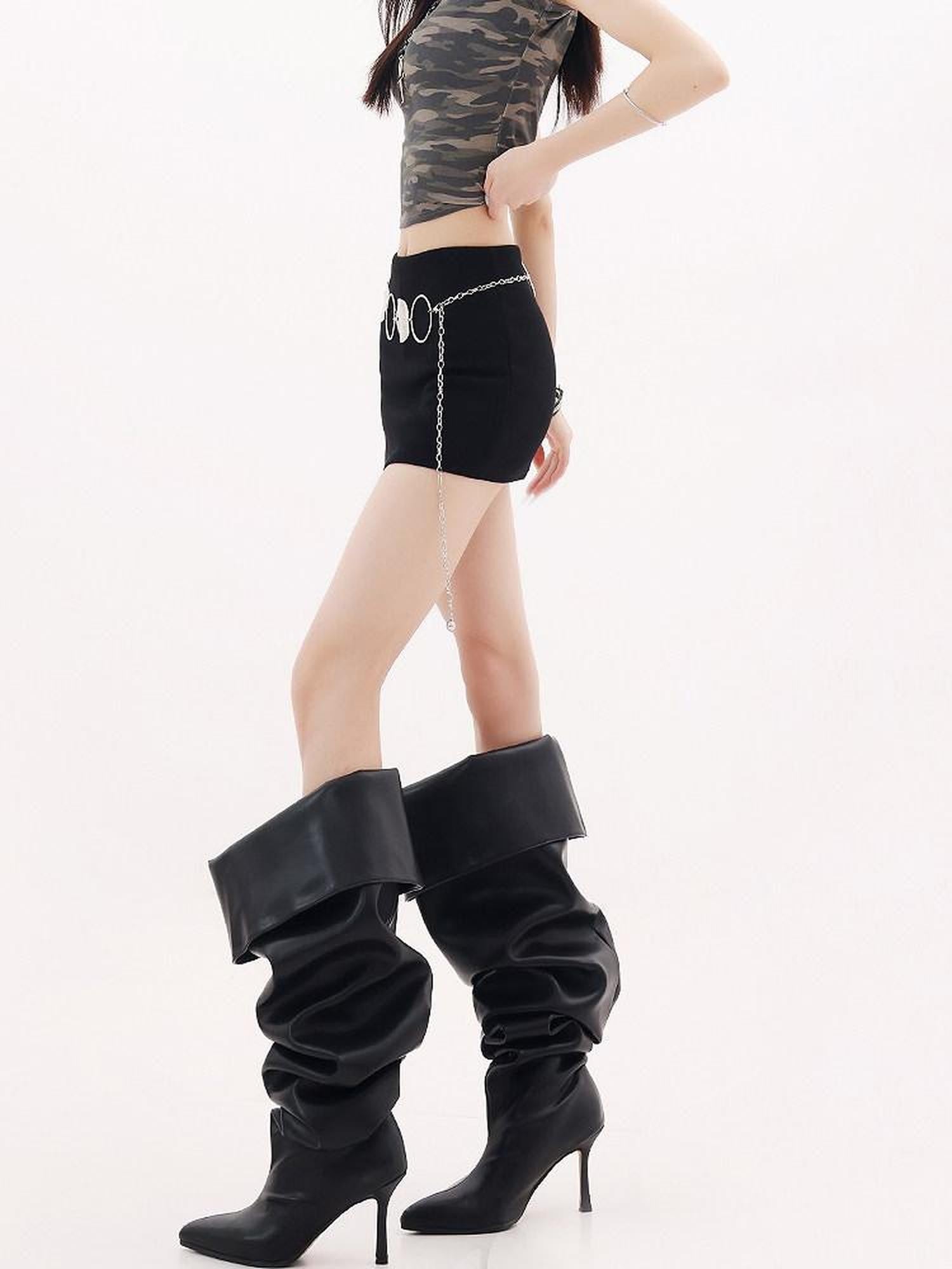 QIUQIU STUDIO Black A Line Slim Fit Hip Hugging Mid Waist Women&