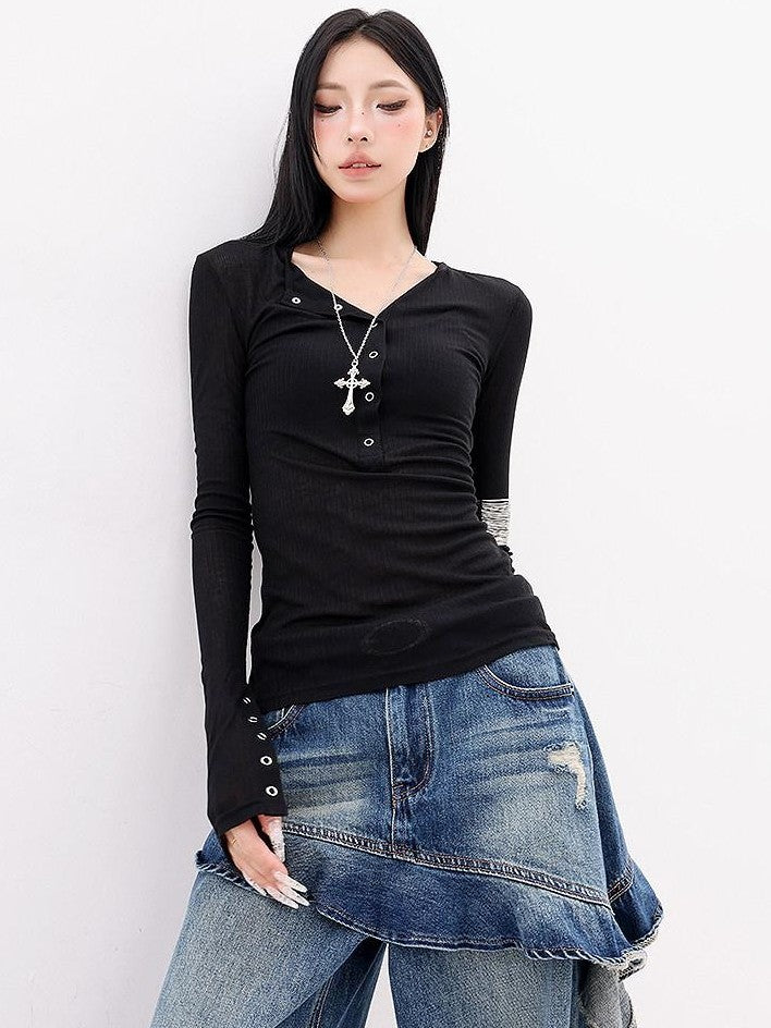 QIUQIU STUDIO Black Bell Sleeve Buttoned V-neck Slim Fit Women&