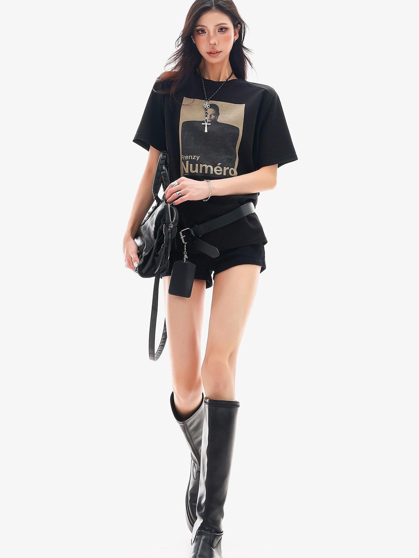 QIUQIU STUDIO Black Gray Figure Print Crew Neck Relaxed Fit Women&