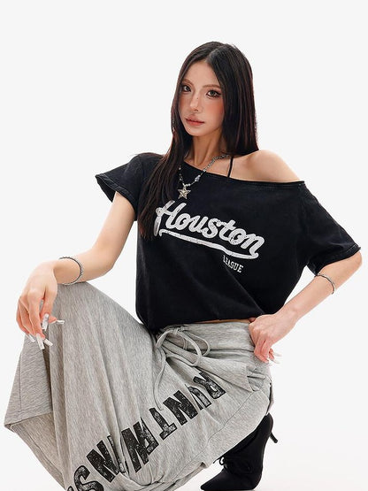 QIUQIU STUDIO Black Letter Print One Shoulder Cropped Women&