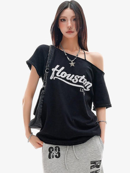 QIUQIU STUDIO Black Letter Print One Shoulder Cropped Women&