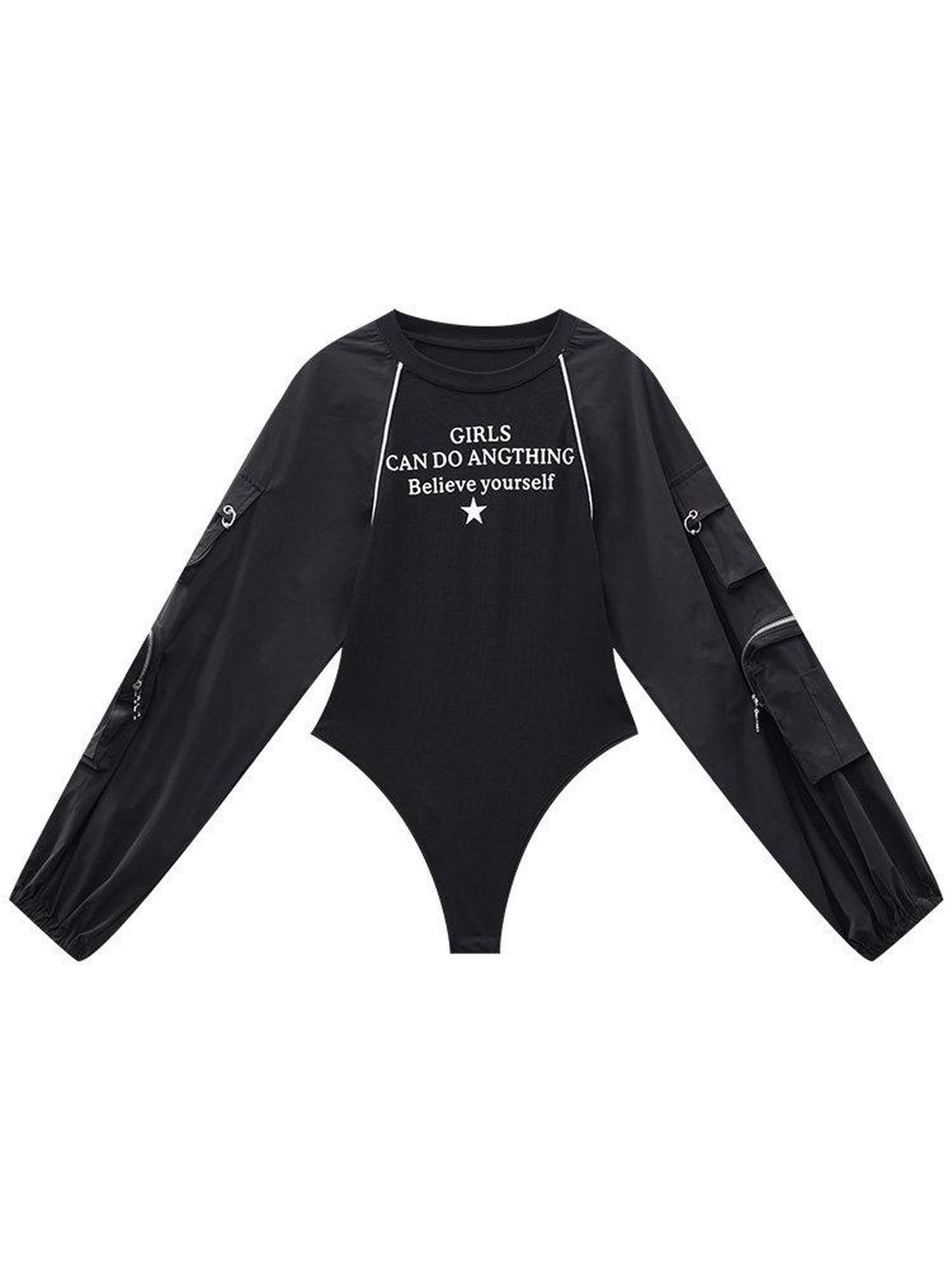 QIUQIU STUDIO Black Letter Print Raglan Splice Crewneck Women&