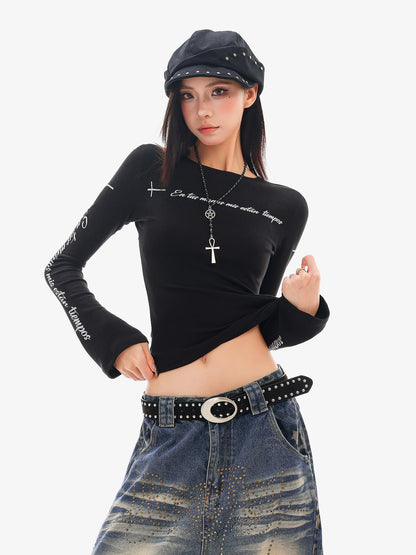 QIUQIU STUDIO Black Letter Print Round Neck Women&