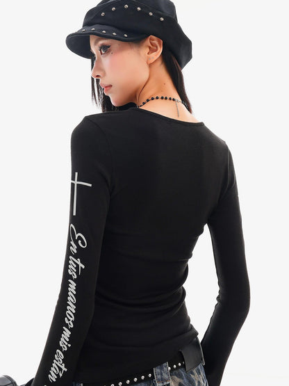 QIUQIU STUDIO Black Letter Print Round Neck Women&