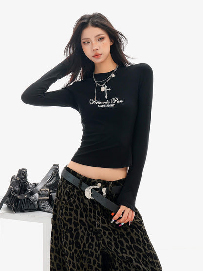 QIUQIU STUDIO Black Letter Print Slim Fit Crew Neck Women&