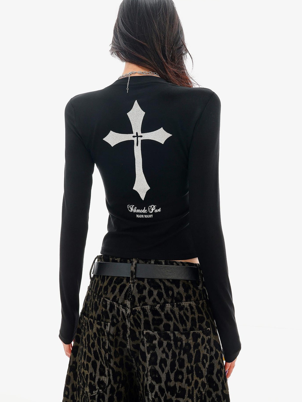 QIUQIU STUDIO Black Letter Print Slim Fit Crew Neck Women&