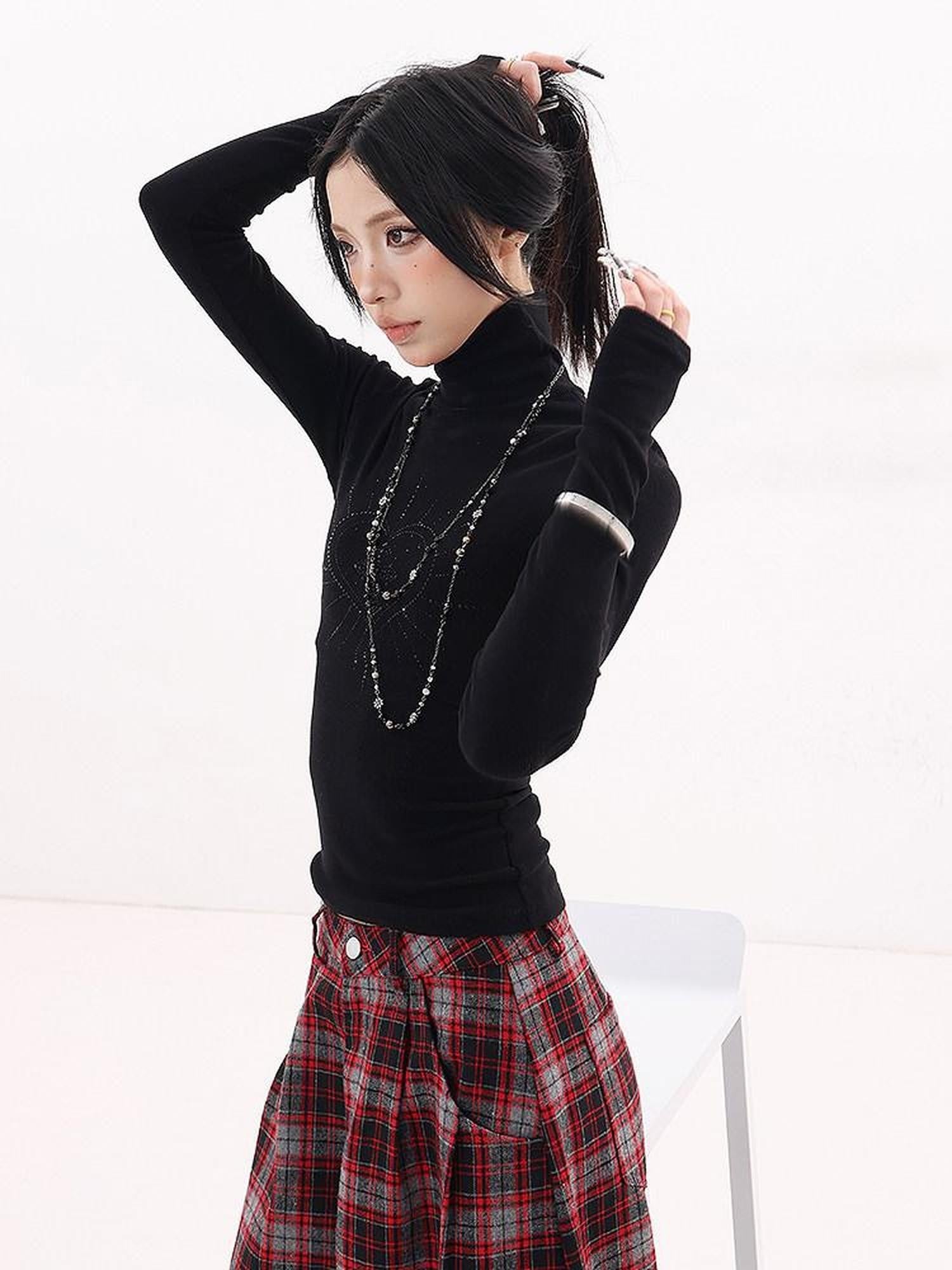 QIUQIU STUDIO Black Rhinestone High Neck Pullover Slim Fit Women&