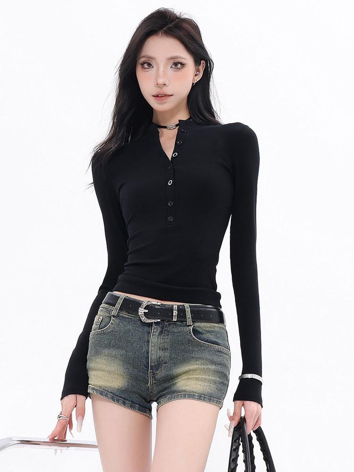 QIUQIU STUDIO Black Stretch Ribbed Open Placket Cross Print Women&