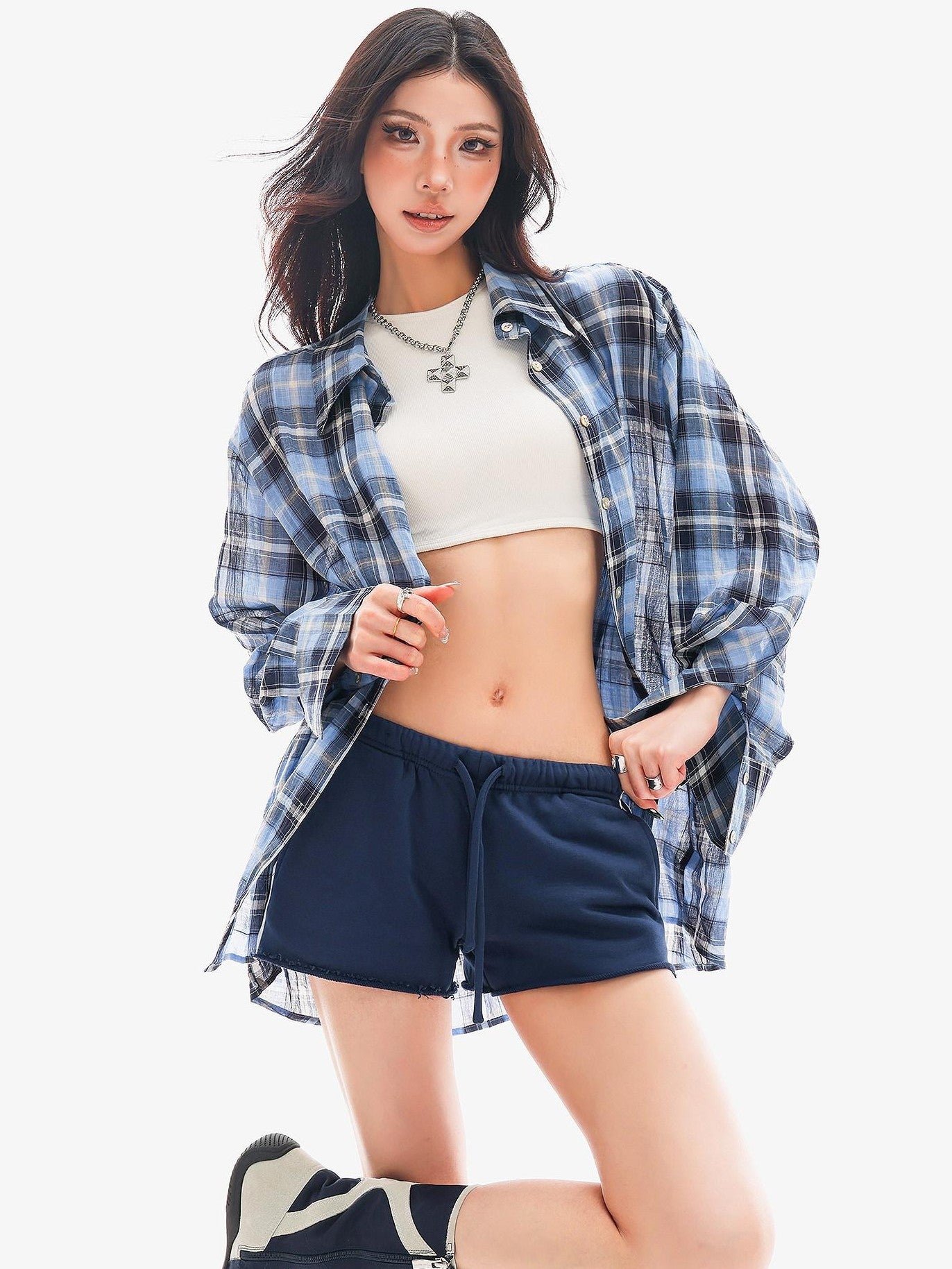 QIUQIU STUDIO Blue Black Plaid Contrast Collar Cropped Relaxed Long Sleeve Women&