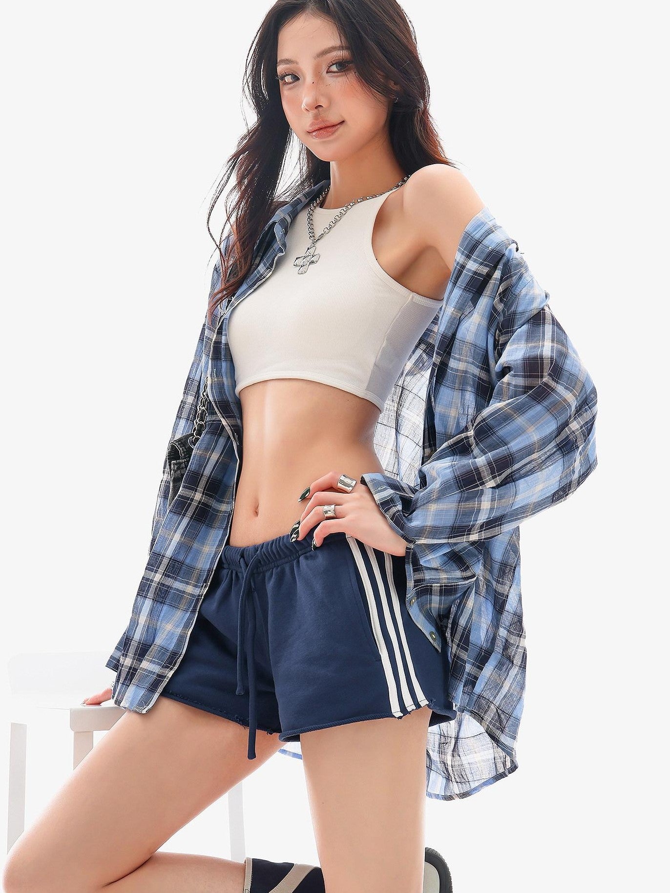 QIUQIU STUDIO Blue Black Plaid Contrast Collar Cropped Relaxed Long Sleeve Women&