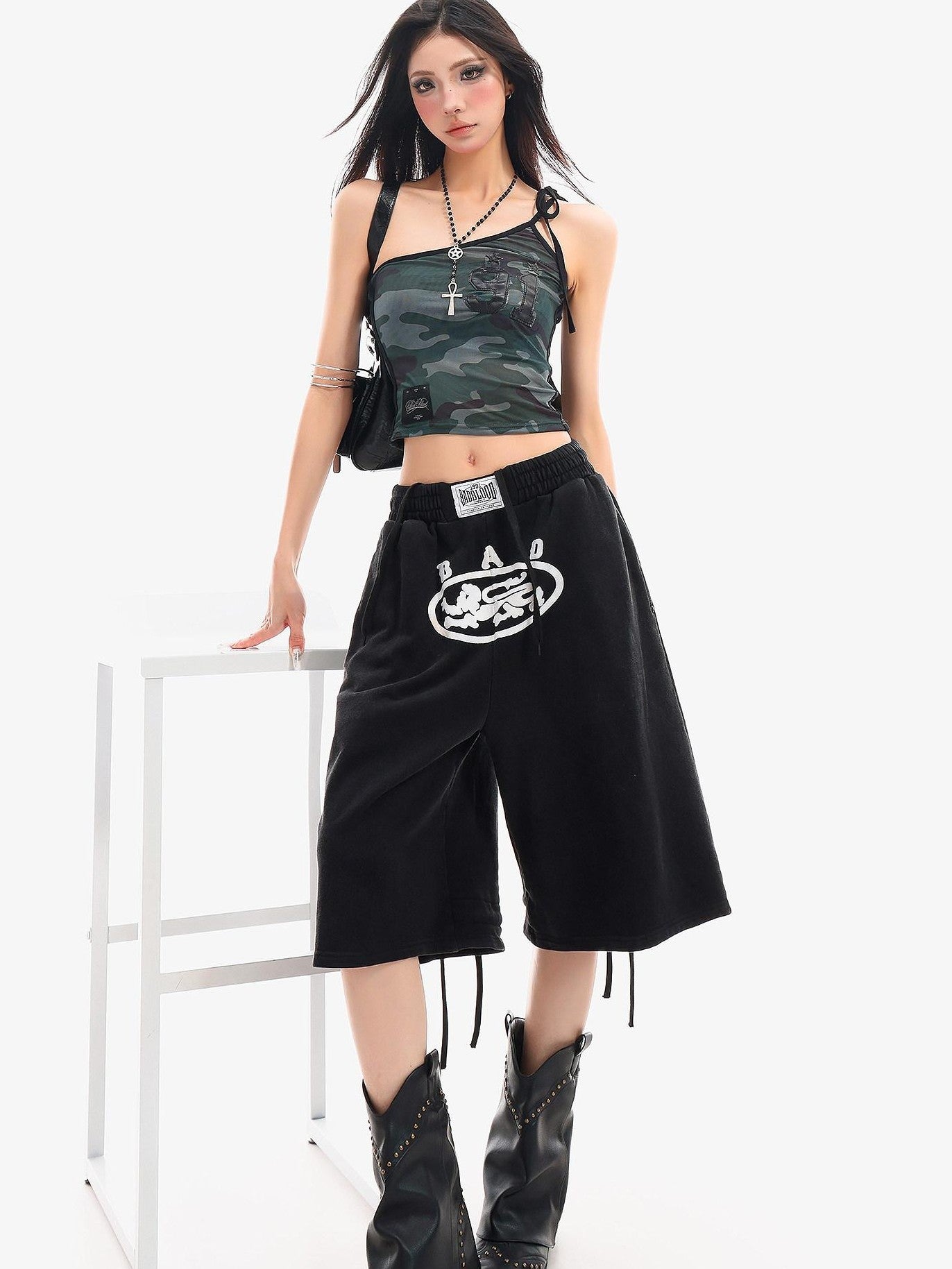 QIUQIU STUDIO Camo Asymmetrical Halter Tie V-neck Slim Waist Letter Print Women&