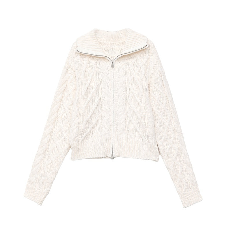 QIUQIU_STUDIO_Chunky_Cable_Knit_Stand_Collar_Loose_Fit_Women&