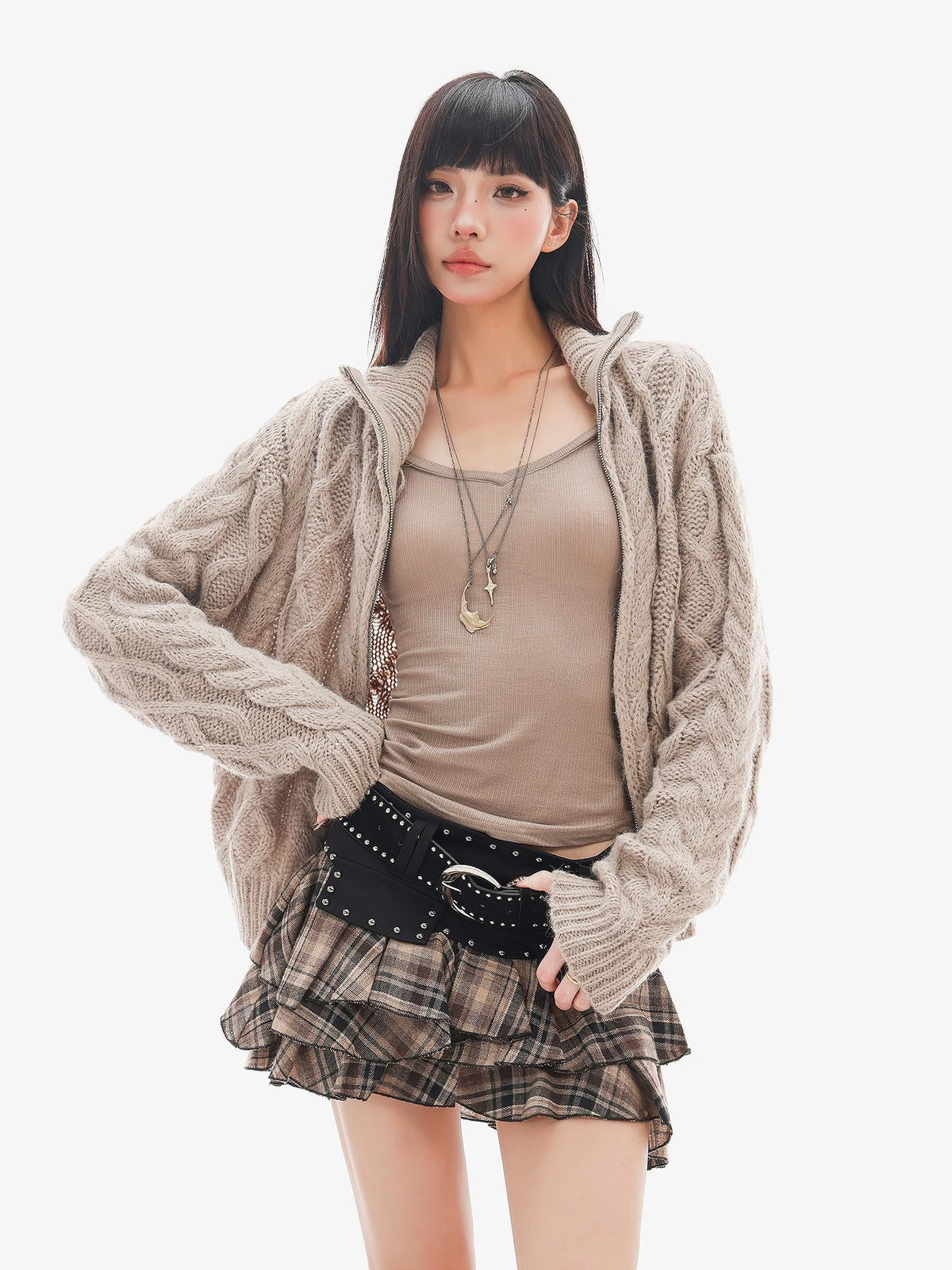 QIUQIU STUDIO Chunky Cable Knit Stand Collar Loose Fit Women&