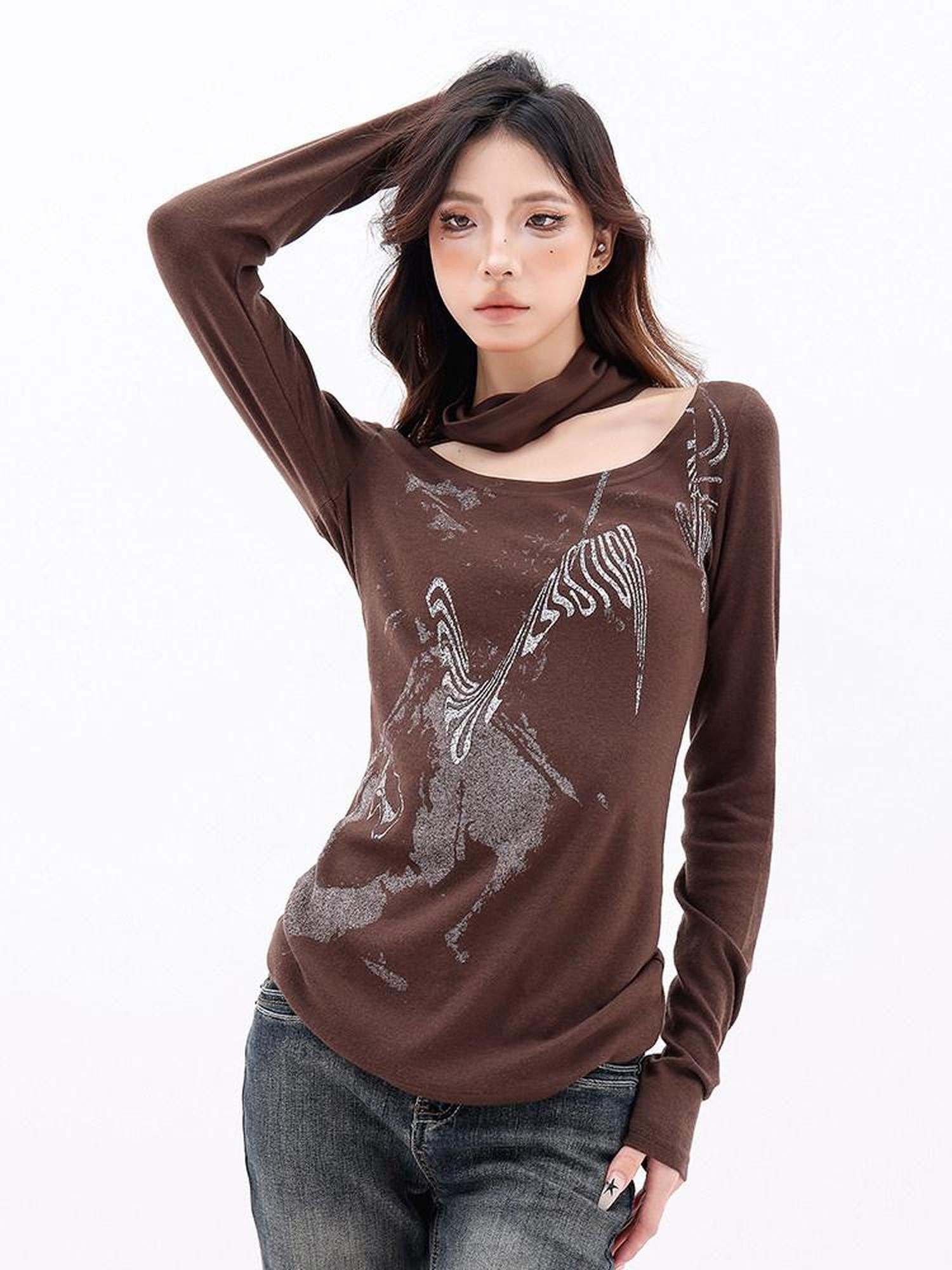 QIUQIU STUDIO Coffee Black Printed Crewneck Neckwarmer Slim Fit Women&