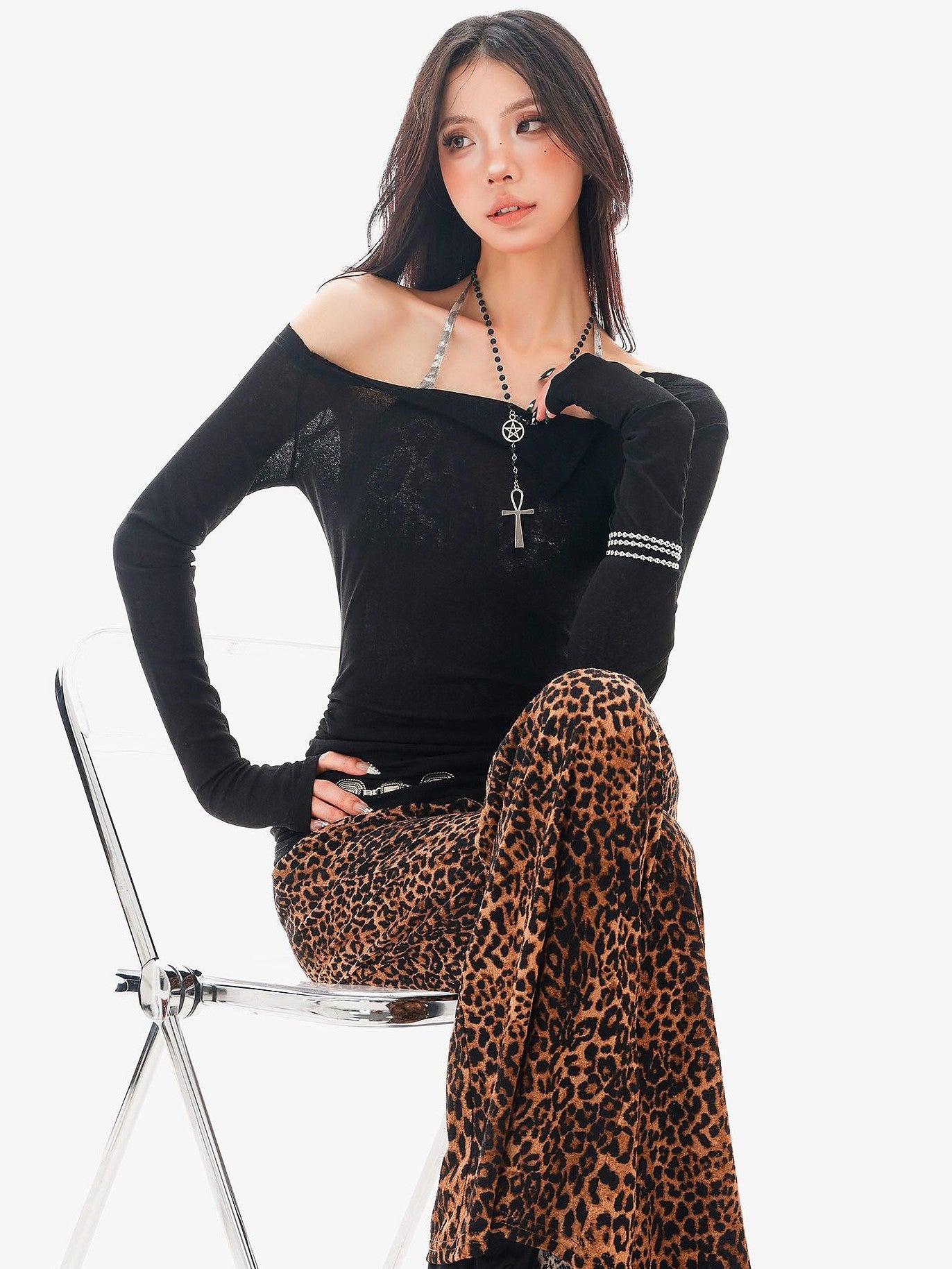 QIUQIU STUDIO Colorblock Halter One Shoulder Women&