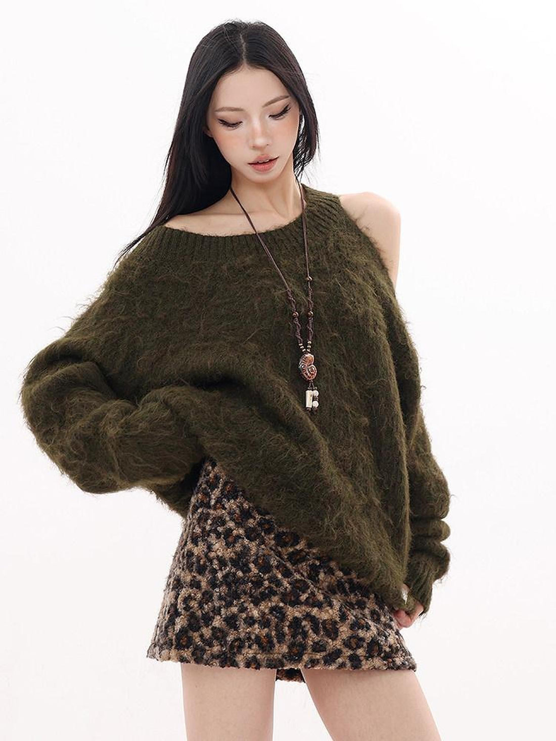 QIUQIU STUDIO Cozy Slouchy Long Sleeve Exposed Back Women&