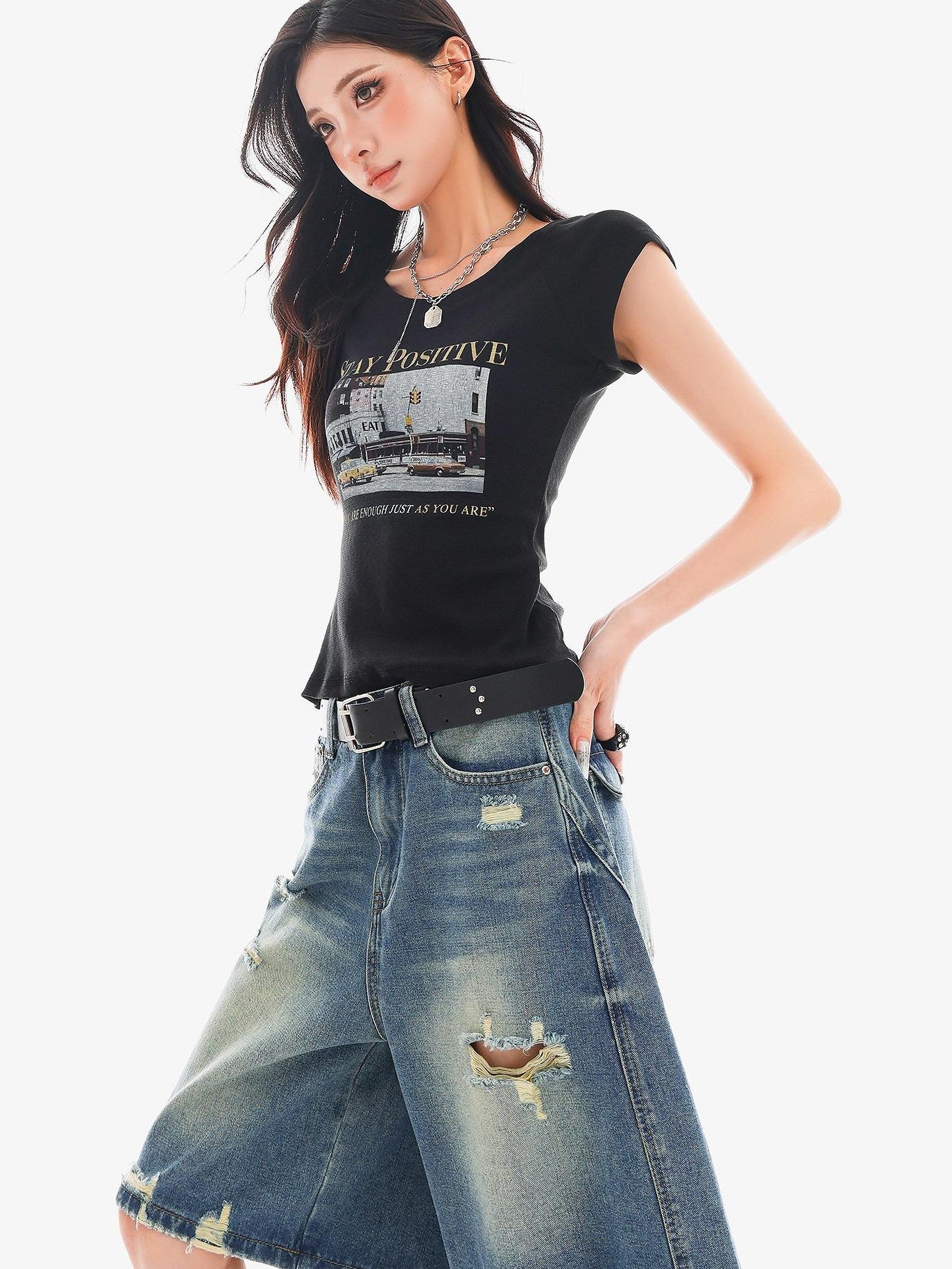 QIUQIU STUDIO Creative Letter Print Round Neck Cropped Women&