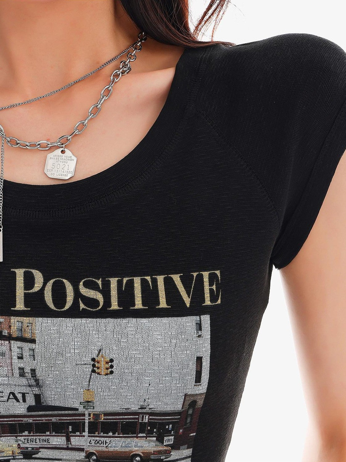 QIUQIU STUDIO Creative Letter Print Round Neck Cropped Women&