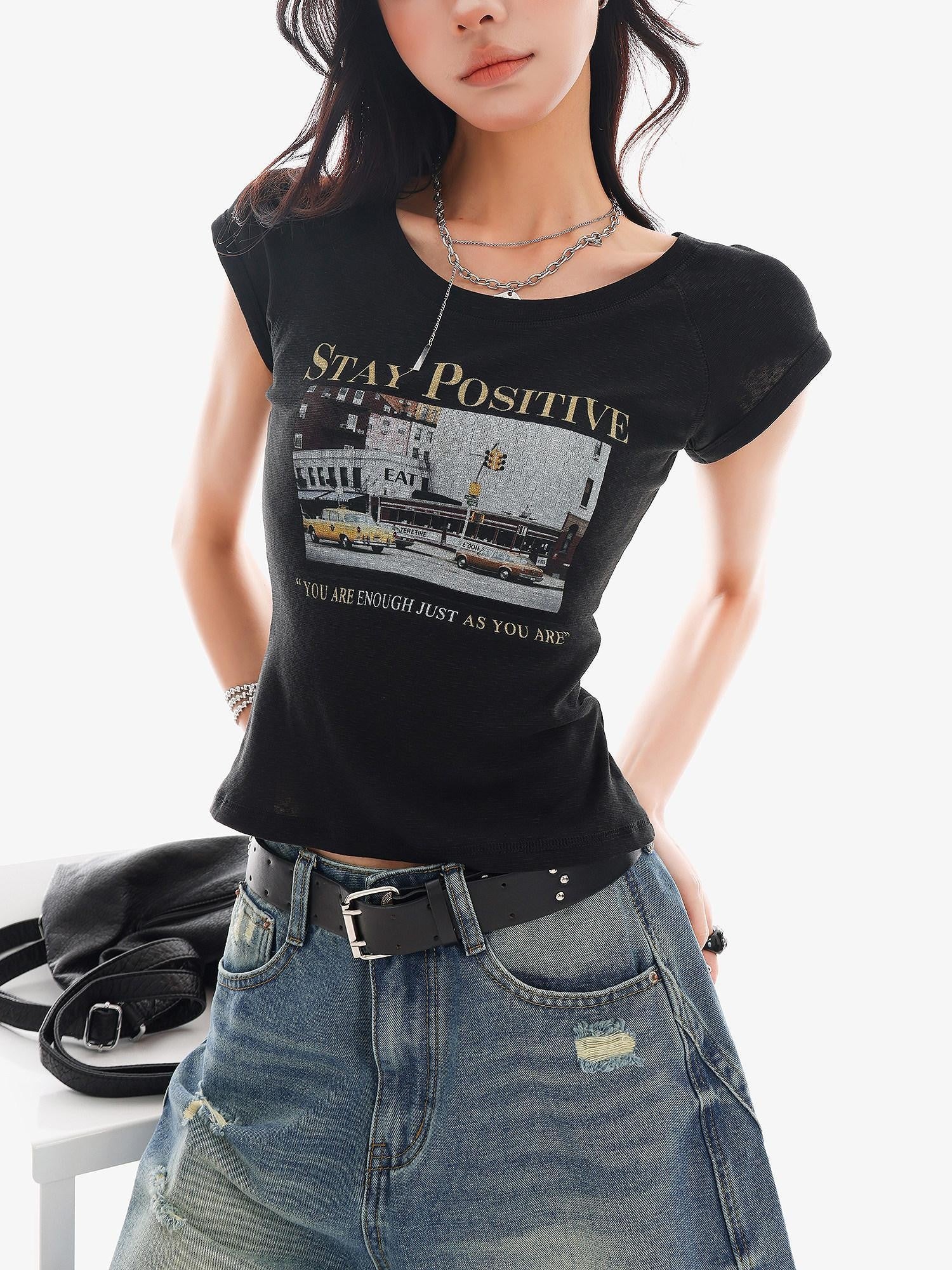 QIUQIU STUDIO Creative Letter Print Round Neck Cropped Women&