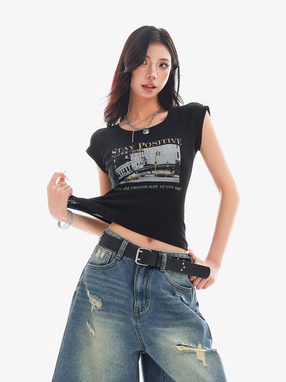QIUQIU STUDIO Creative Letter Print Round Neck Cropped Women&