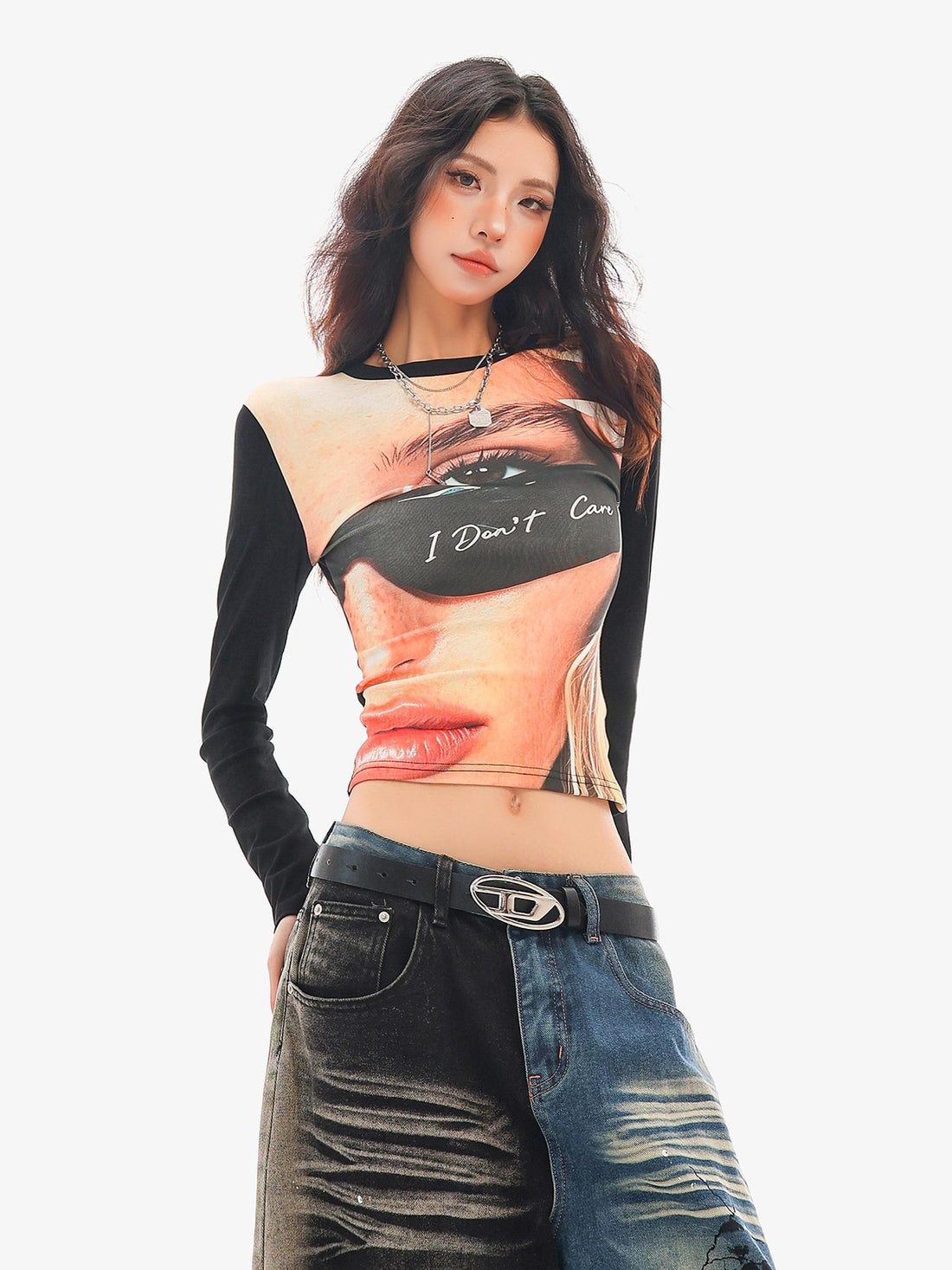 QIUQIU STUDIO Creative Print Round Neck Slim Fit Women&
