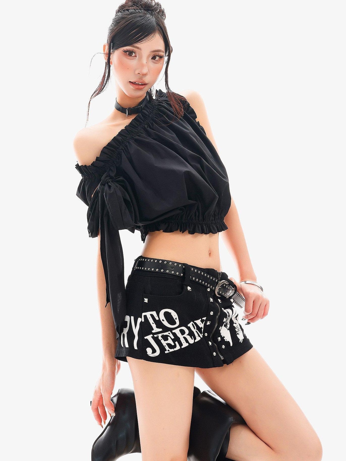 QIUQIU STUDIO Cropped Ruffled Edge One Shoulder Tie Strap Women&