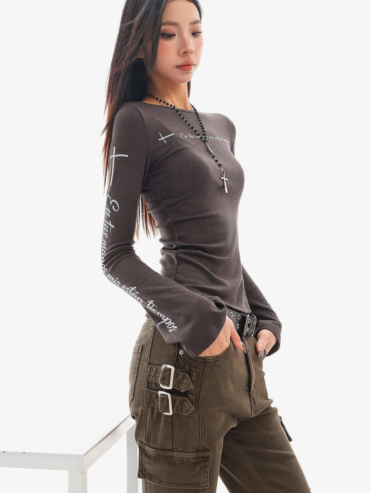 QIUQIU STUDIO Dark Grey Letter Print Casual Round Neck Women&