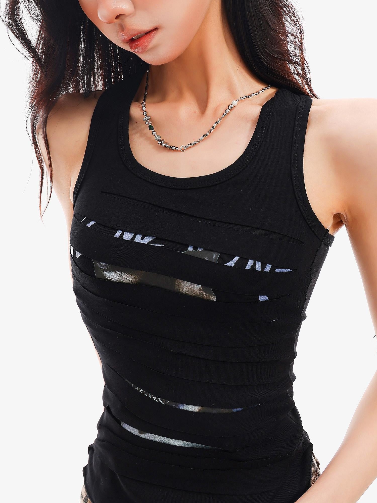 QIUQIU STUDIO Edgy Distressed Cat Print Racerback Slim Fit Women&
