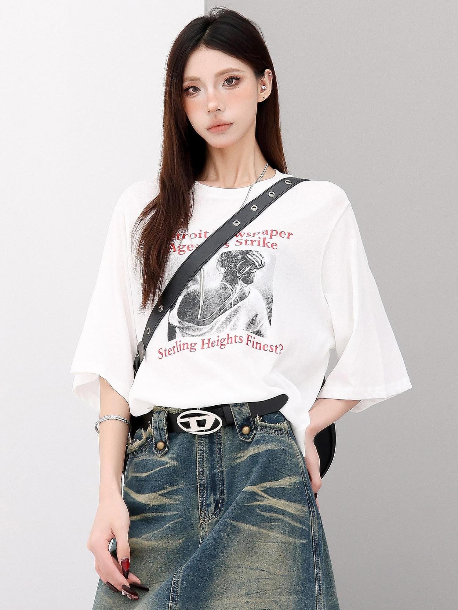 QIUQIU STUDIO Figure Print Side Slit Round Neck Women&
