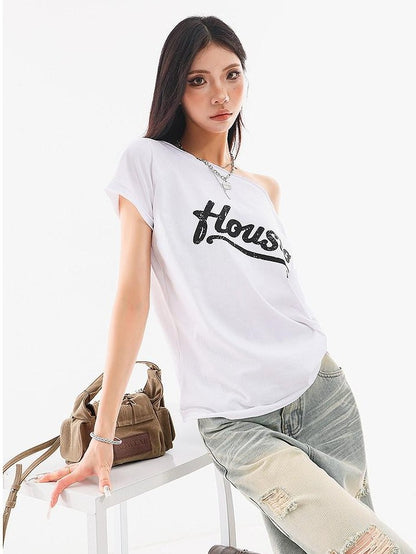 QIUQIU STUDIO Fitted Letter Print One Shoulder Short Sleeve Women&