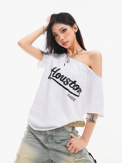 QIUQIU STUDIO Fitted Letter Print One Shoulder Short Sleeve Women&