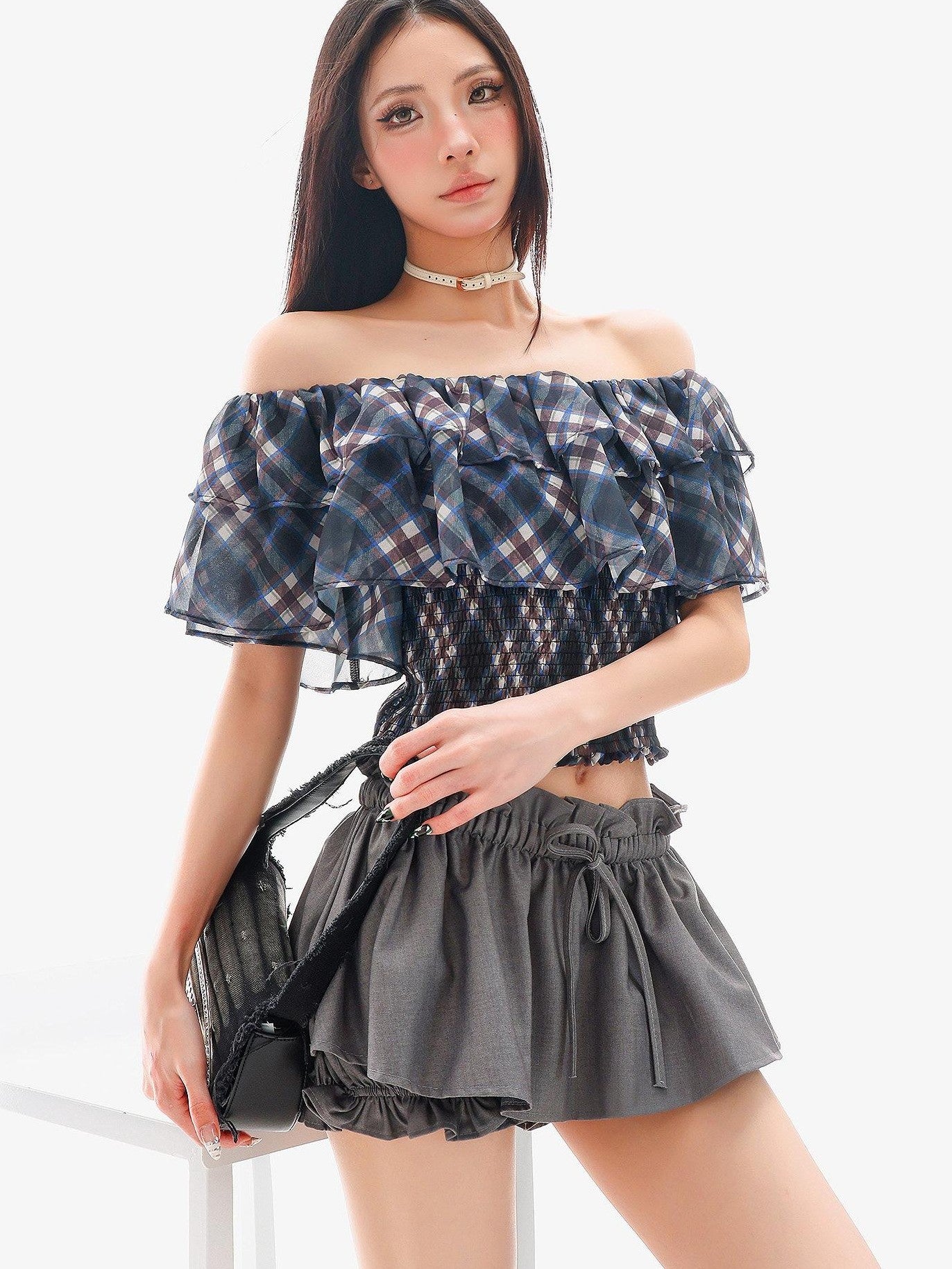 QIUQIU STUDIO Gingham Plaid Ruffle Off Shoulder Slim Fitted Printed Women&