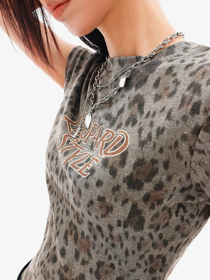 QIUQIU STUDIO Gray Leopard Letter Print Roundneck Slim Waist Women&