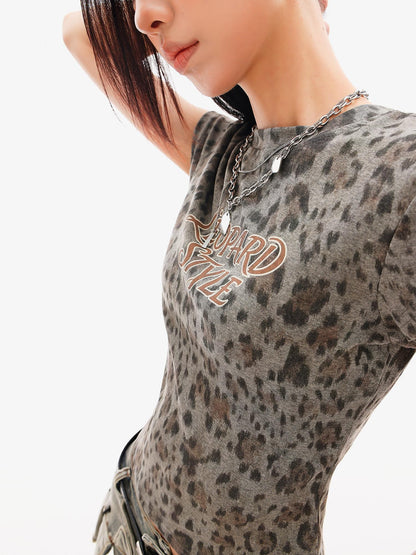 QIUQIU STUDIO Gray Leopard Letter Print Roundneck Slim Waist Women&