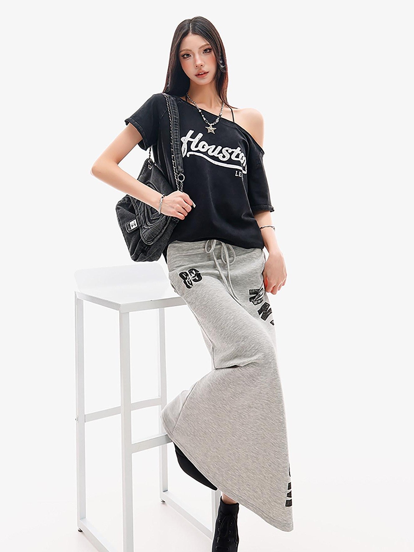 QIUQIU STUDIO Gray Letter Print Drawstring Mid Waist Women&