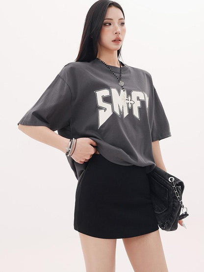 QIUQIU STUDIO Gray White Black Letter Print Drop Shoulder Women&