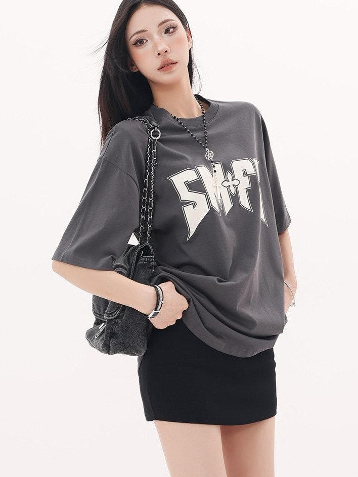 QIUQIU STUDIO Gray White Black Letter Print Drop Shoulder Women&