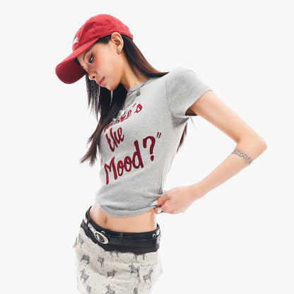 QIUQIU_STUDIO_Grey_Black_White_Letter_Print_Crewneck_Slim_Fit_Short_Sleeve_Women&