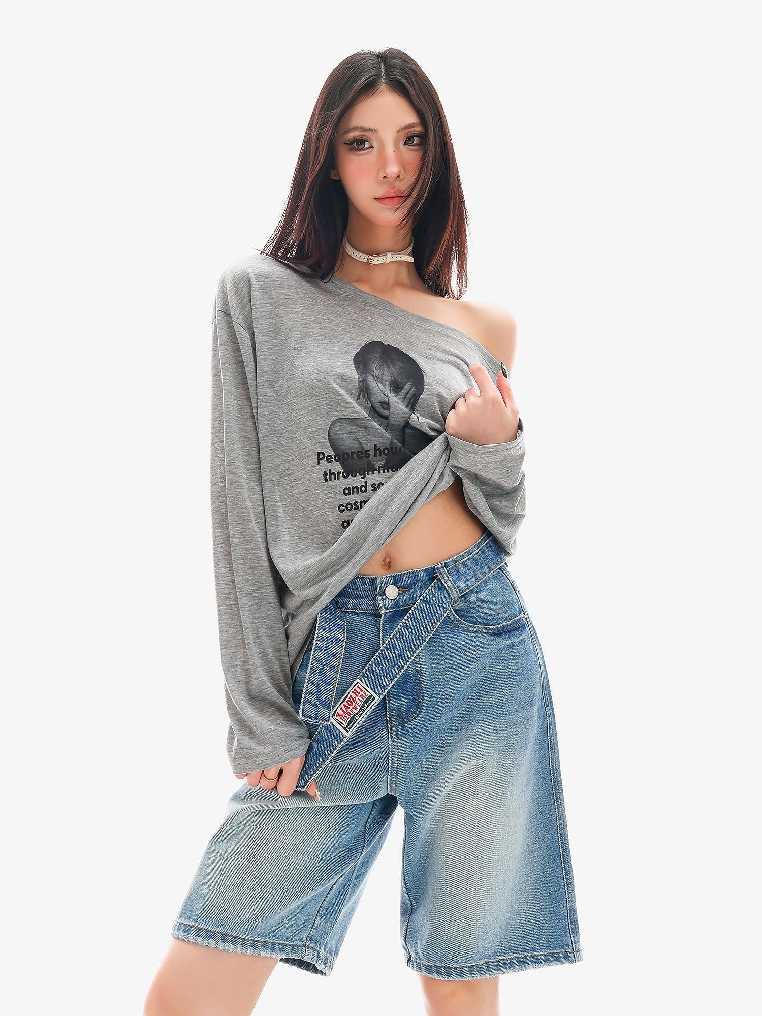 QIUQIU STUDIO Grey Portrait Print Asymmetric Collar Women&