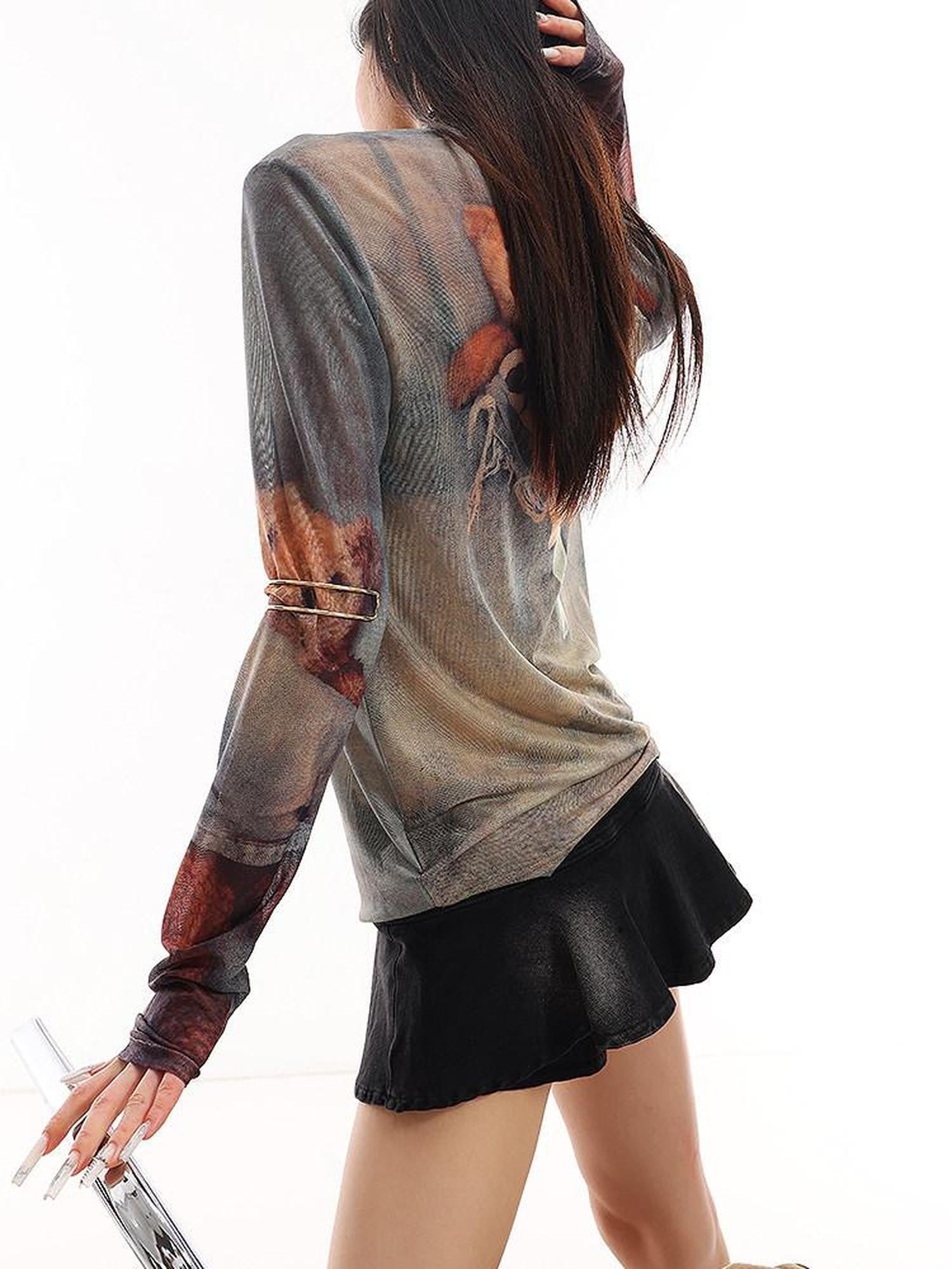 QIUQIU STUDIO Grey Sheer Bear Print Round Neck Women&