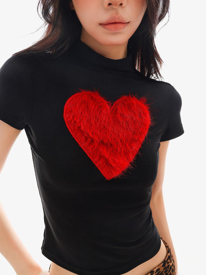 QIUQIU STUDIO Heart Print Round Neck Short Sleeve Fitted Women&