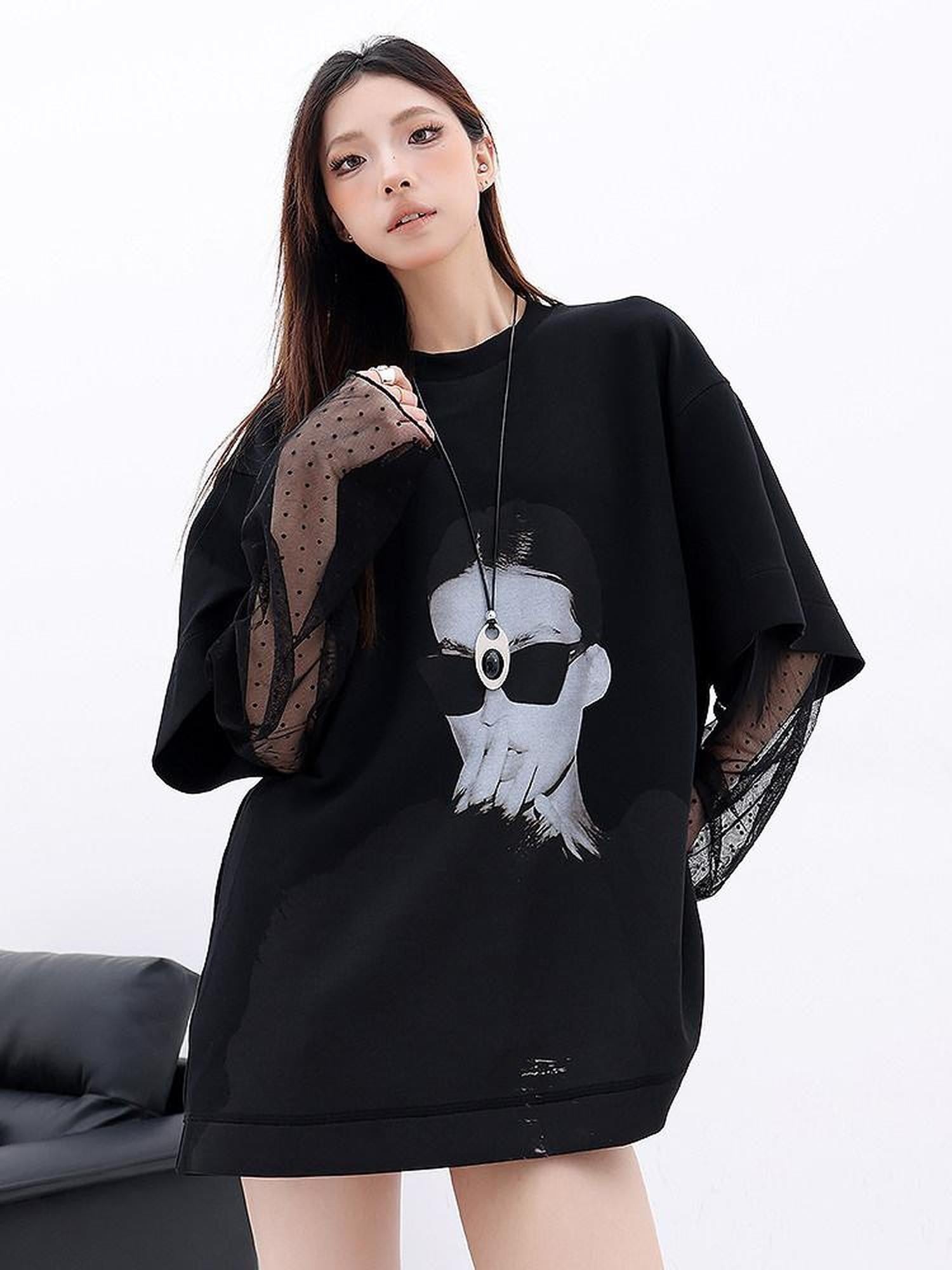 QIUQIU STUDIO Lace Patchwork Printed Round Neck Long Sleeve Women&