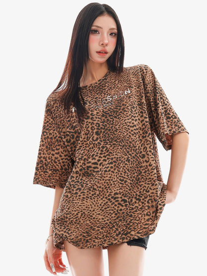 QIUQIU STUDIO Leopard Letter Print Round Neck Women&