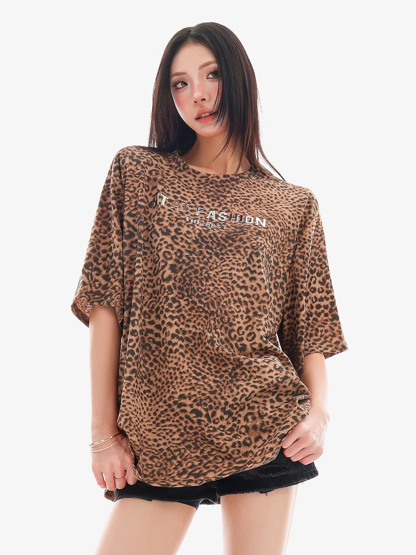 QIUQIU STUDIO Leopard Letter Print Round Neck Women&
