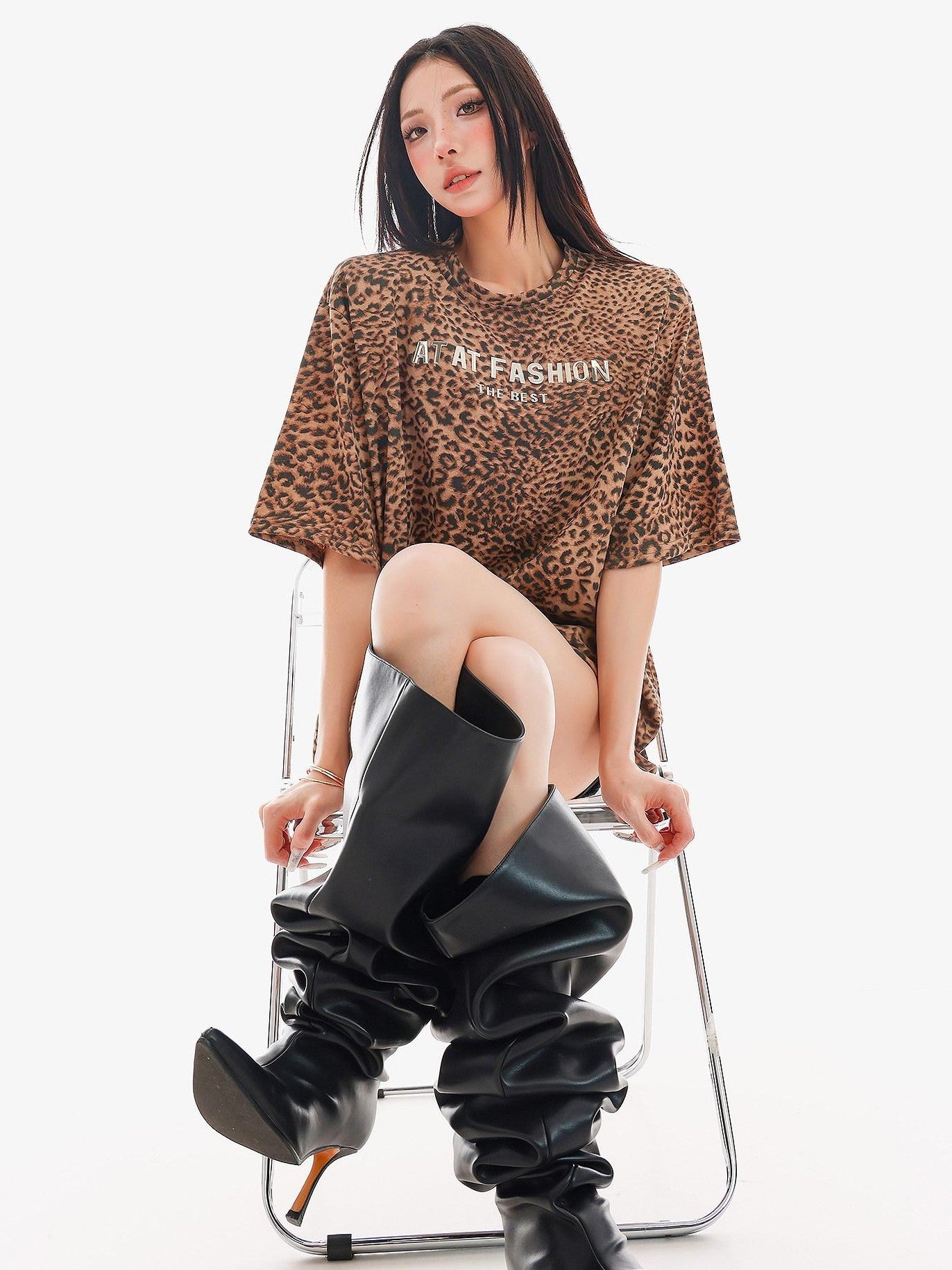 QIUQIU STUDIO Leopard Letter Print Round Neck Women&