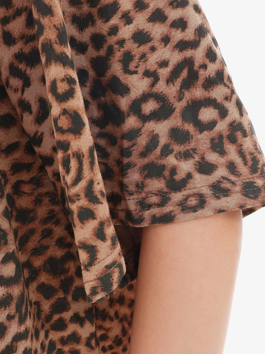 QIUQIU STUDIO Leopard Letter Print Round Neck Women&