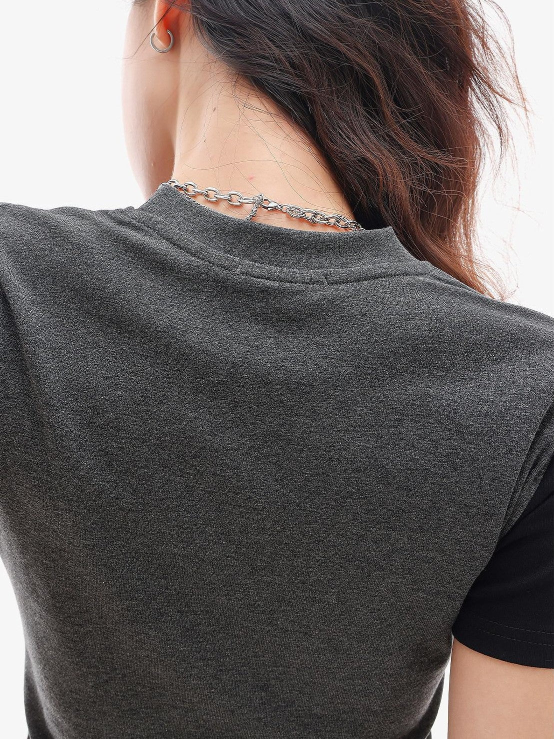 QIUQIU STUDIO Letter Portrait Print Round Neck Raglan Slim Fit Women&
