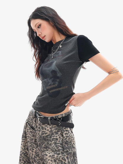 QIUQIU STUDIO Letter Portrait Print Round Neck Raglan Slim Fit Women&