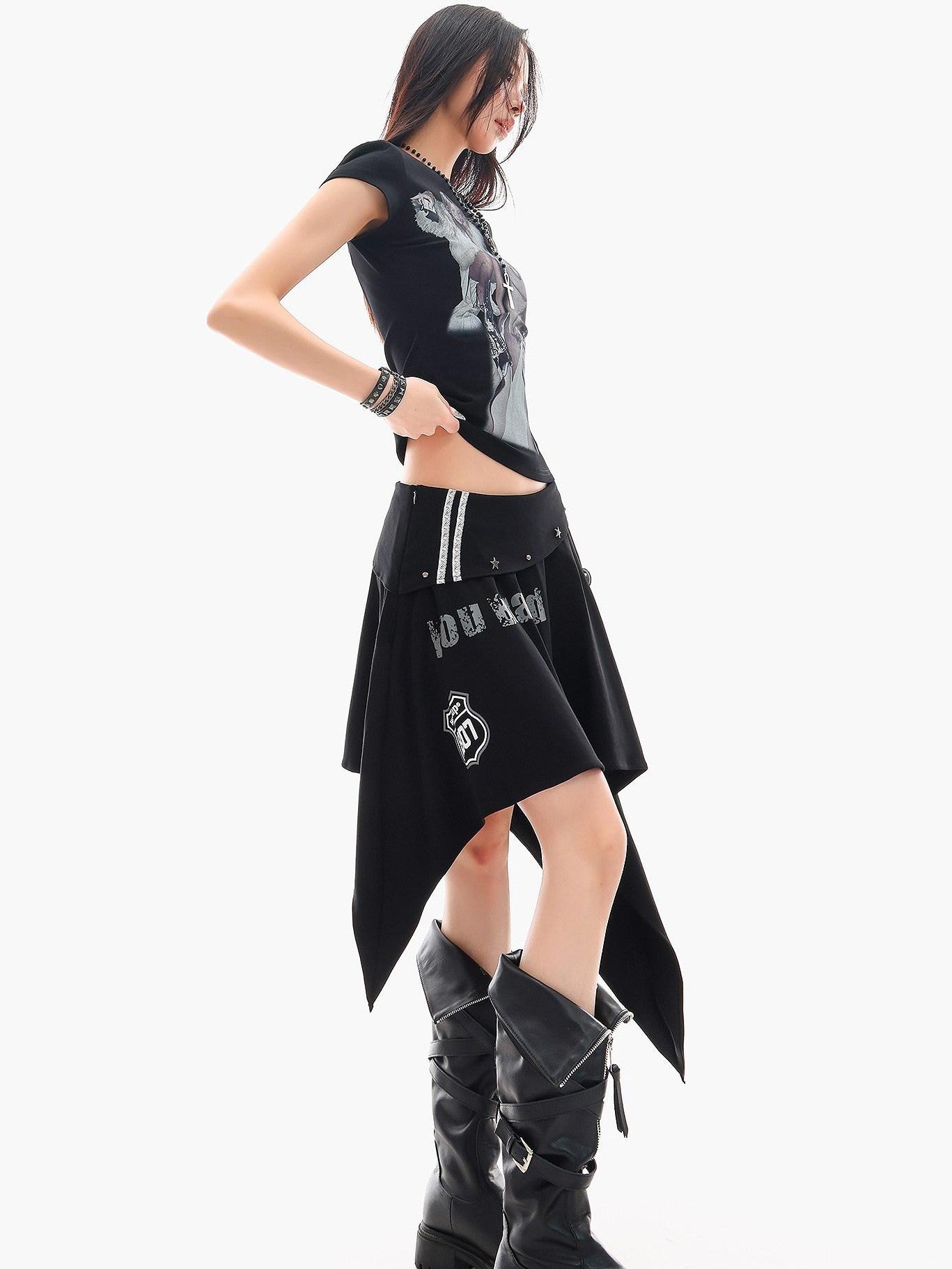 QIUQIU STUDIO Letter Print Asymmetrical Irregular Hem Women&