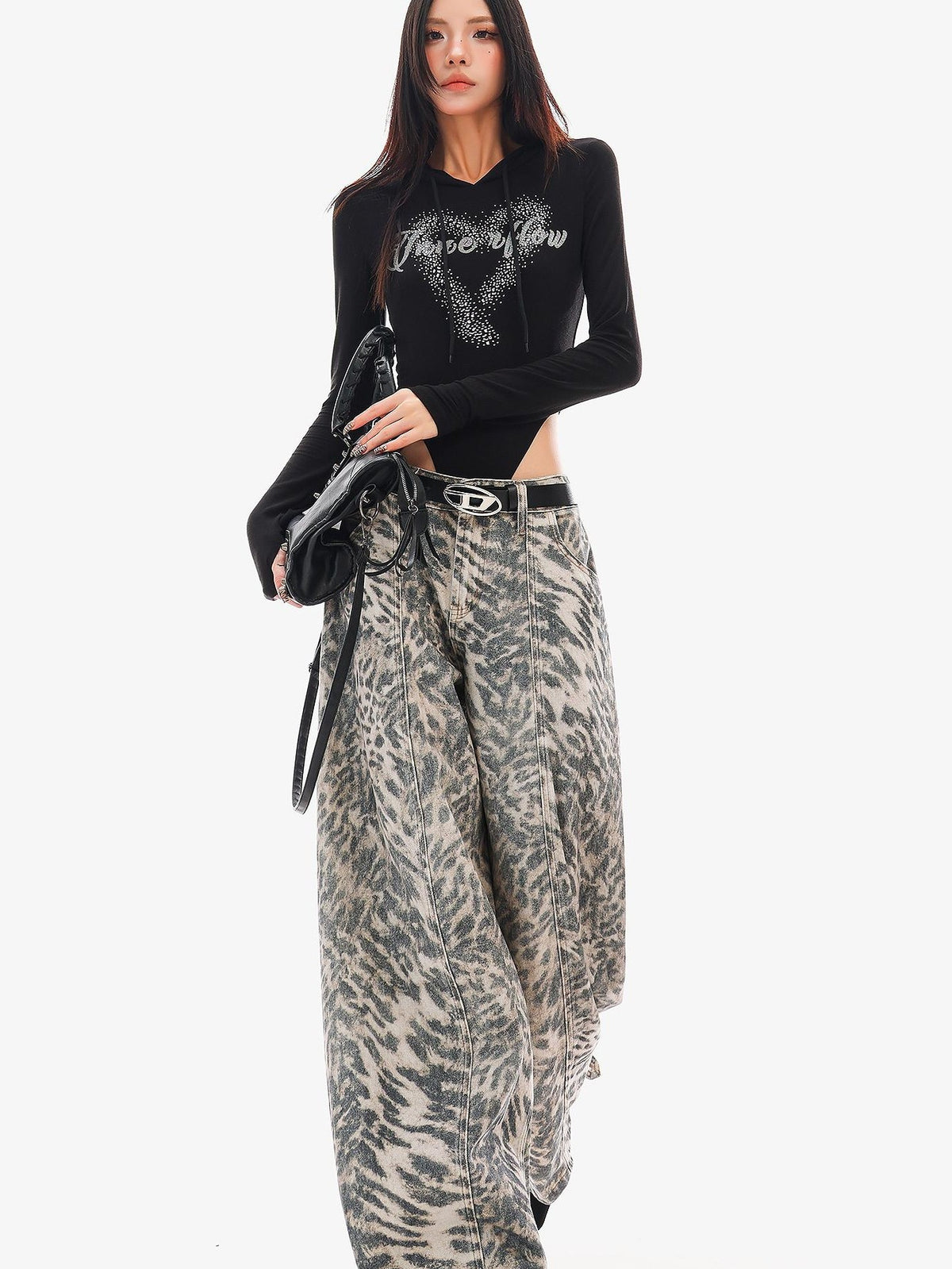 QIUQIU STUDIO Letter Print Rhinestone Hooded Slim Fit Cropped Women&
